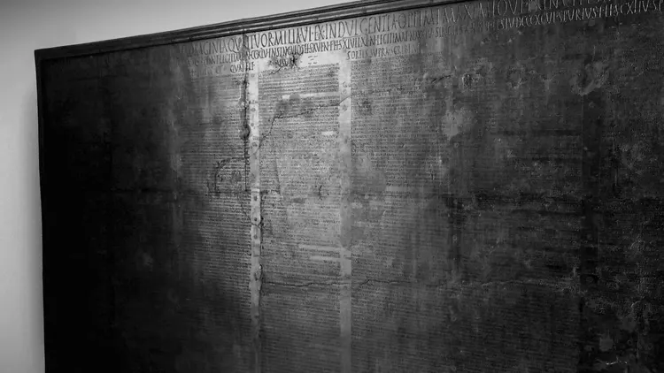 LPE-Archives-02-Tabula.png